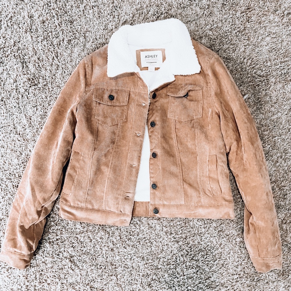 Fluffy Couduroy Jacket